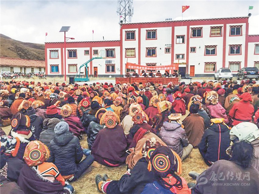 石渠縣開(kāi)展“千人大下鄉(xiāng)” 、“千人大宣講”、“千人大走訪”活動(dòng)掠影