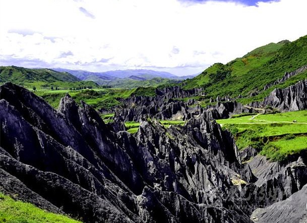 墨石？甘孜還藏著這樣的地質(zhì)公園